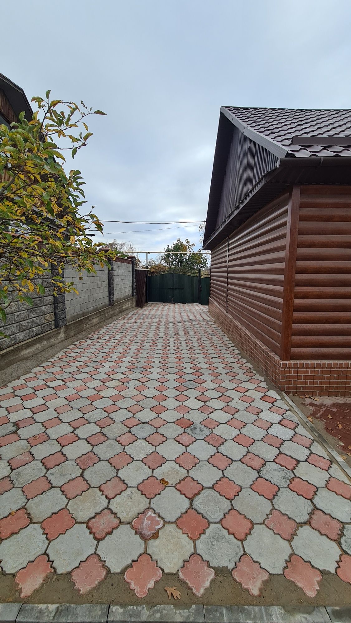 Срочно продам дом с мебелью