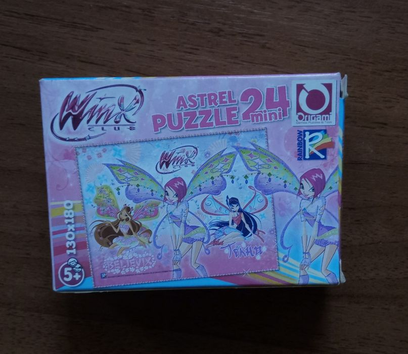 Продаю вещи с Винкс