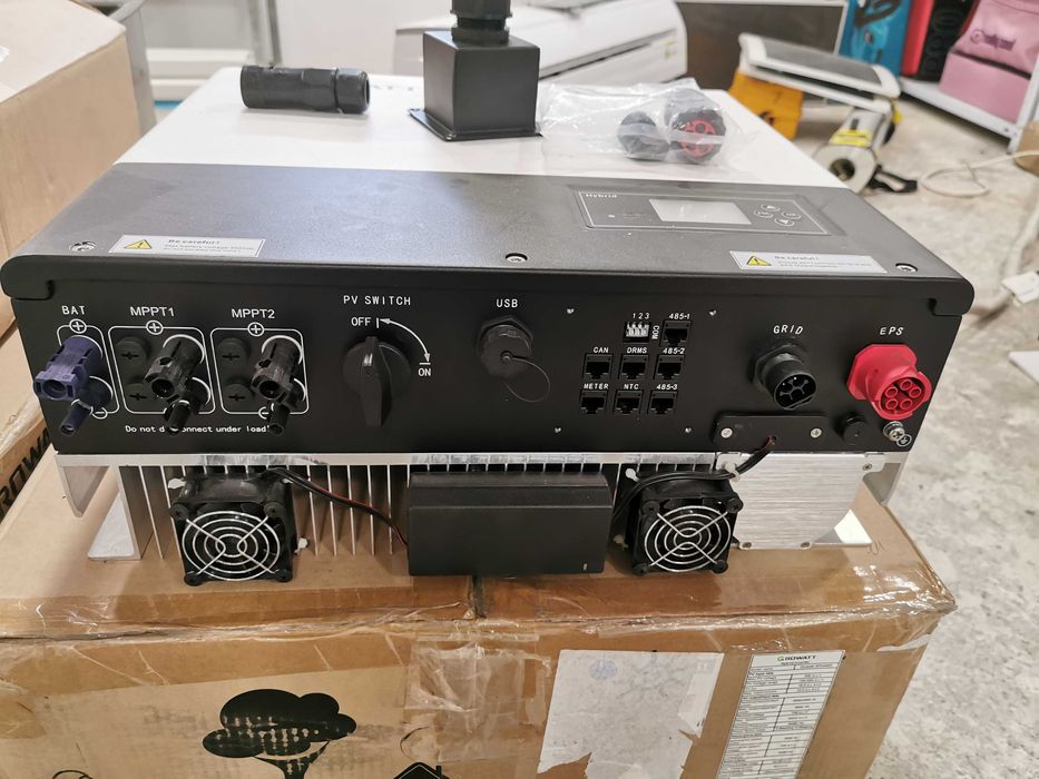 Growatt SPH10000TL3 BH-UP Трифазен хибриден инвертор