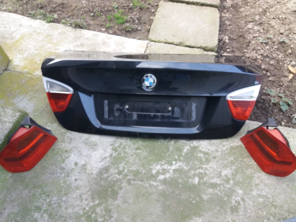 Portbagaj triple faruri si jante pe 16 bmw e90