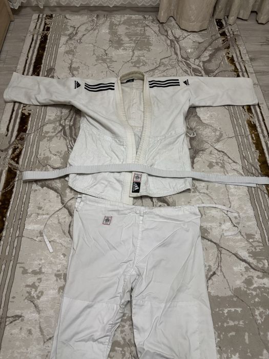 Кимоно от адидас размер 165-175