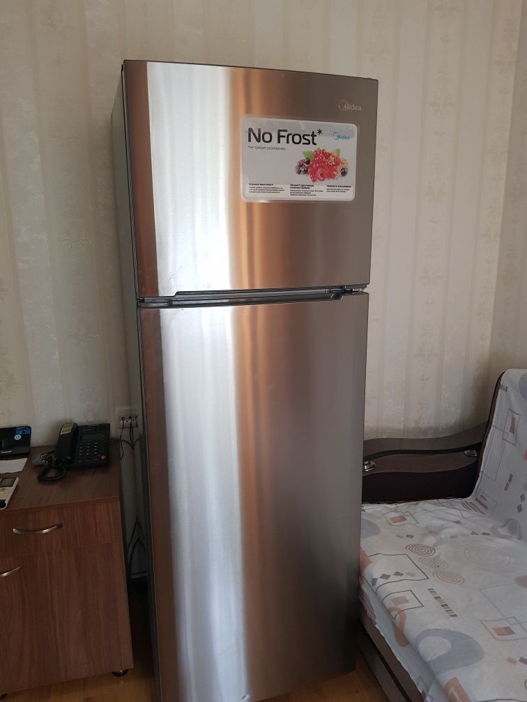 Продам холодильник