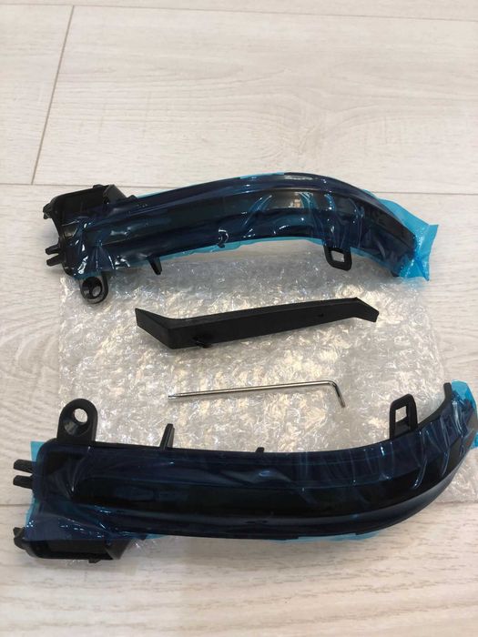 Semnalizare Led Oglinda Dynamic BMW F01 F02 F06 F07 F10 F11 F12 F13