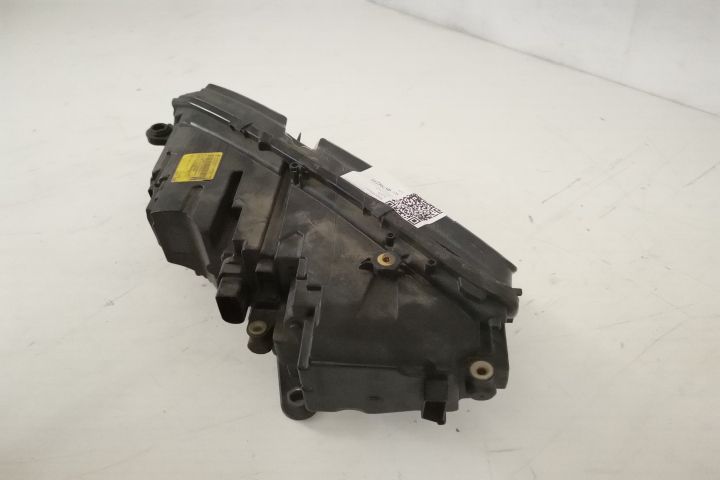 Фар Дясно Оригинален Лед Повреден Шкода Октавия 3 / Skoda Octavia 3 [О