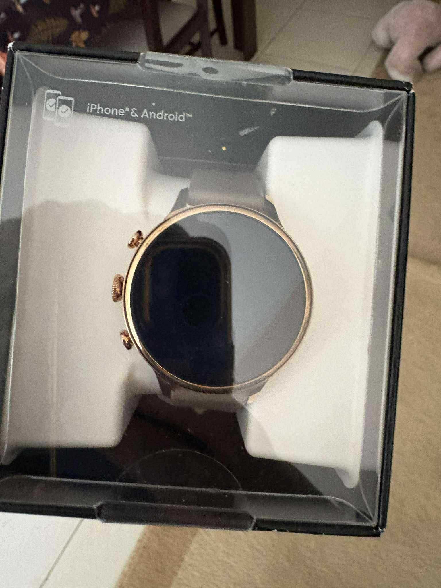 Дамски смарт часовник Fossil Gen 6