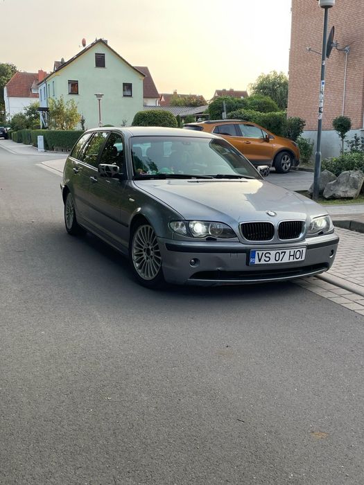 Vând schimb BMW e46 break diesel preț negociabil