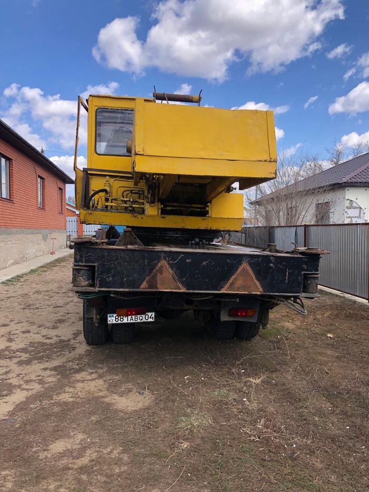 Продам автокран,за хорошую цену