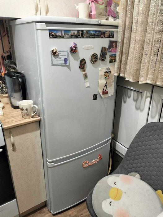 Холодильник двухкамерный Бирюса 151