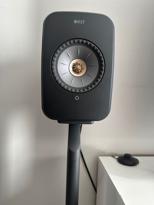 Колони KEF LSX II + оригинални стойки