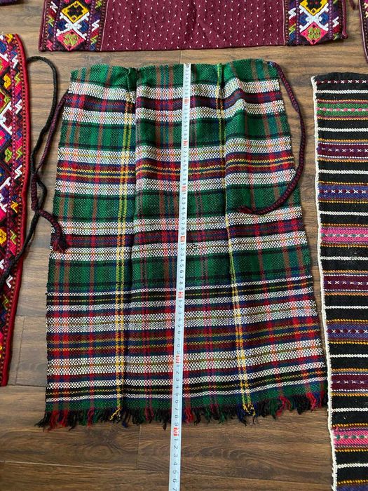 Автентична традиционна престилка от носия и възглавници