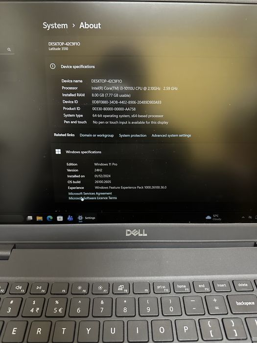 Dell latitude 3510  i3 gen 10 8gb ram ssd256gb