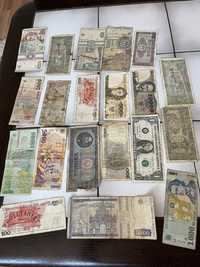 Vând bancnote vechi diferite modele