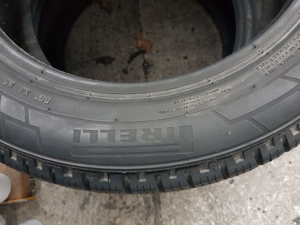 Pirelli 195/60 R16 C 99/99T M+S iarnă