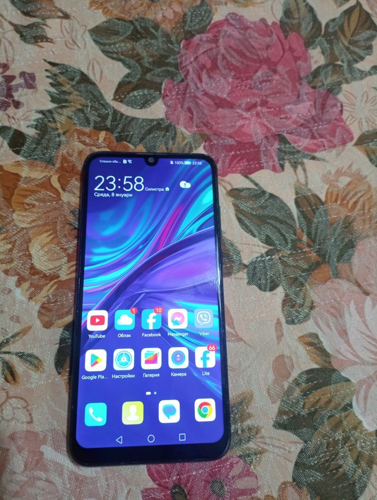 Телефон HUAWEI P smart 2019