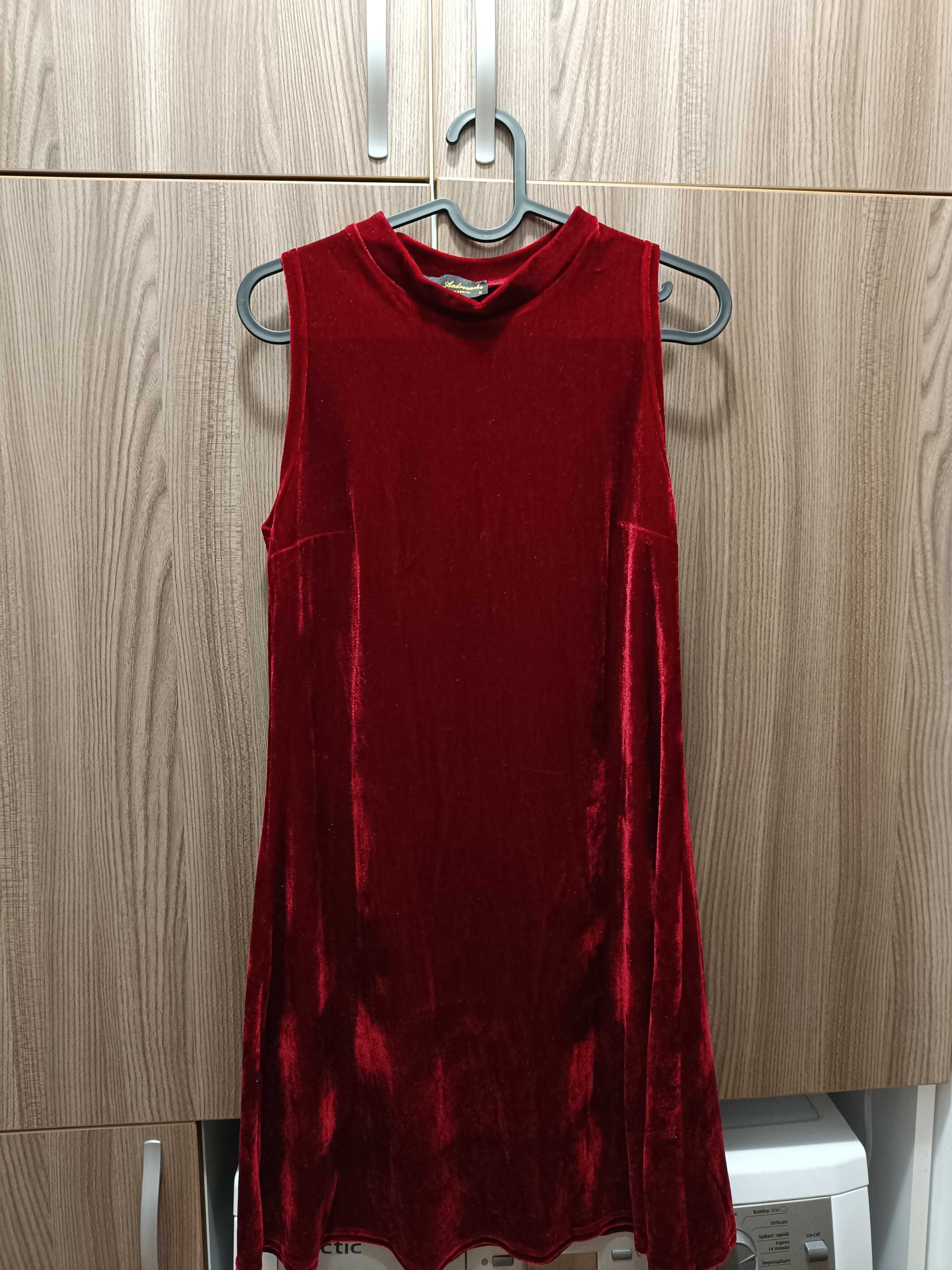 Rochie roșie catifea S