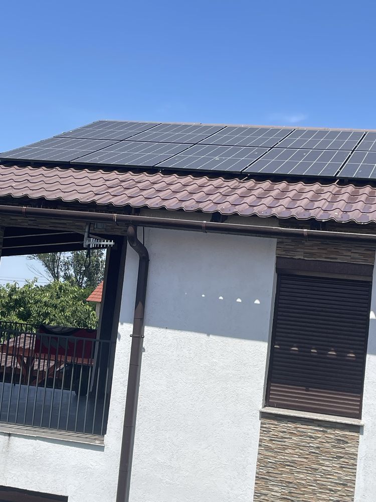Curățare panouri fotovoltaice și geamuri la înălțime!