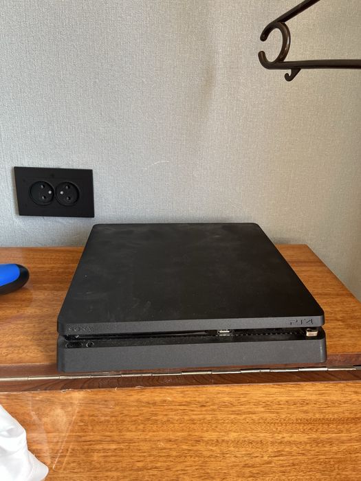 Ps 4 slim на 1 tb