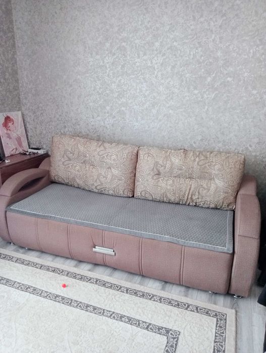 Диван в отличном состоянии