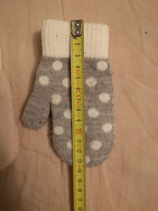 Set 3 manusi copii mar 92-98, stare buna