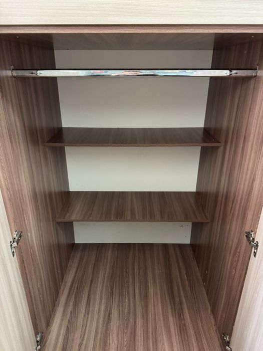 Двухъярусную кровать со шкафом