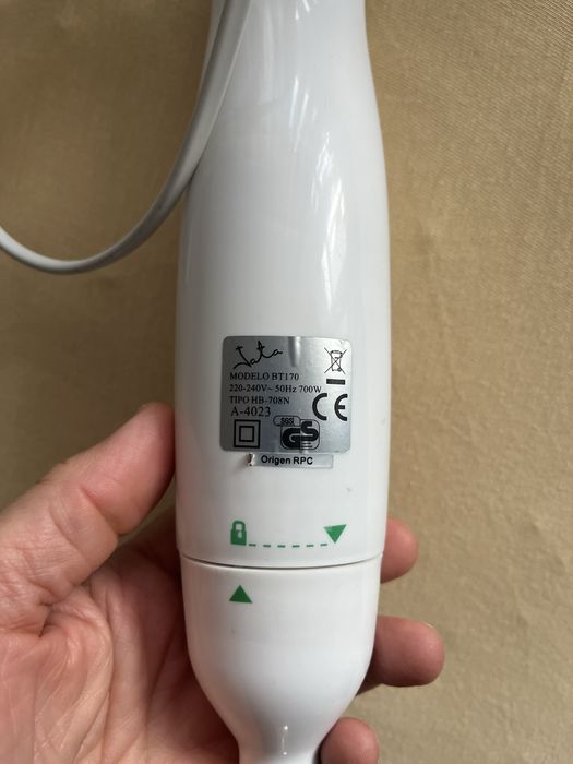 Депилатор,миксер,тример за дрехи и про.калкулатор!