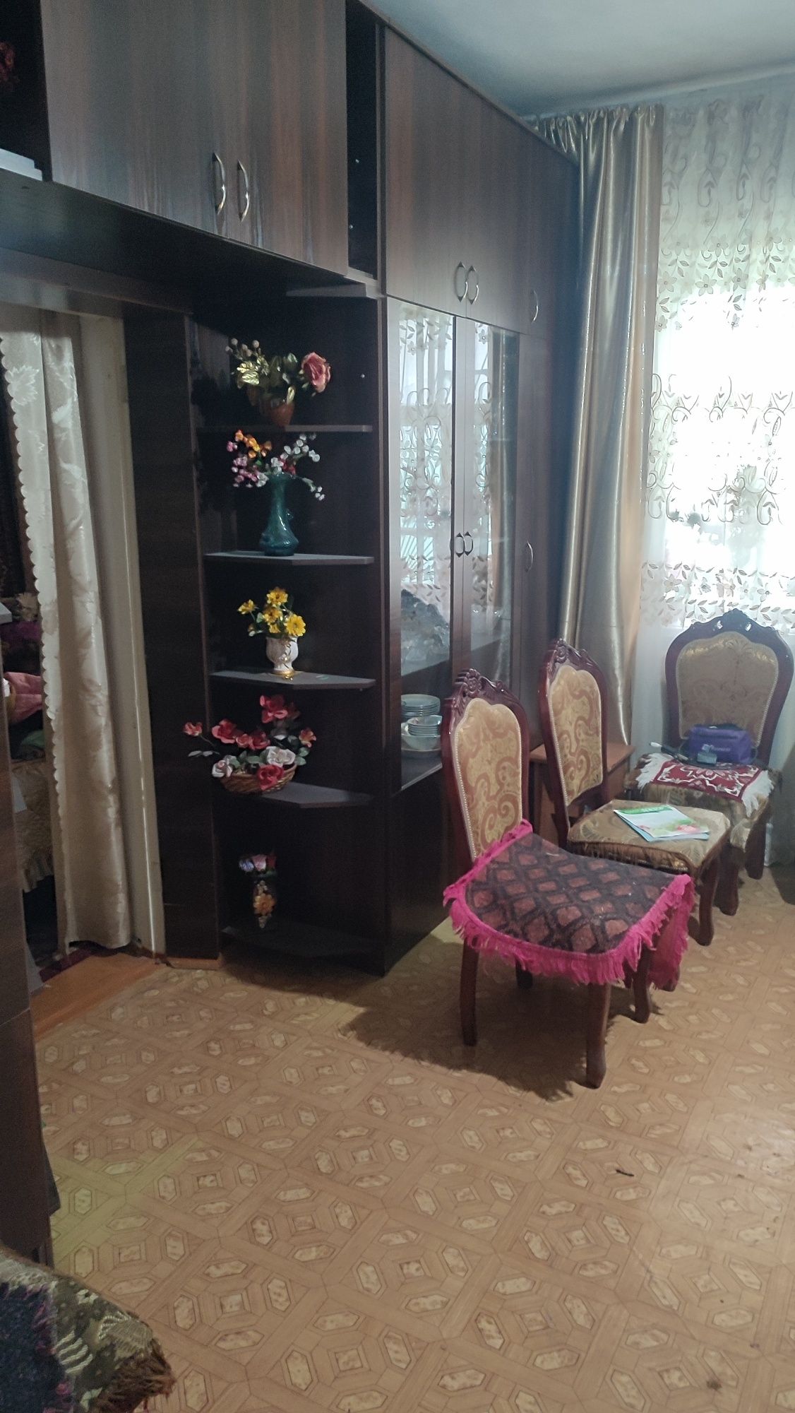 Продается дом По ул. Сайрамская. Вдоль дороги