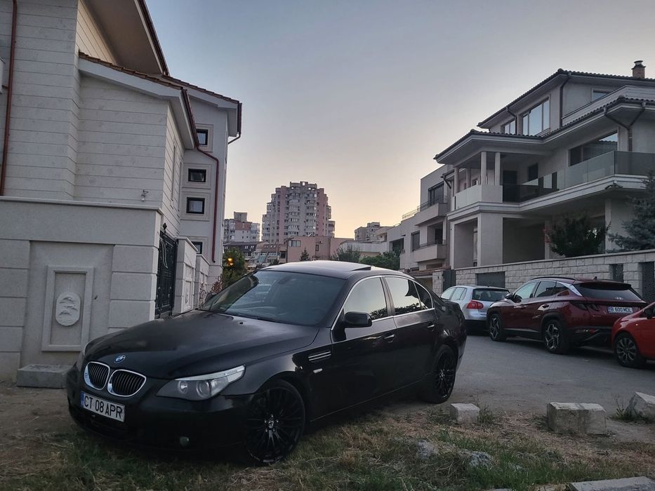 BMW Seria 5 BMW 530d automat 218CP