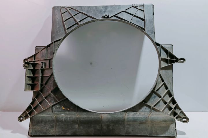 Suport electroventilator 2.3 HPI 812600500 IVECO Daily a 3-a generati