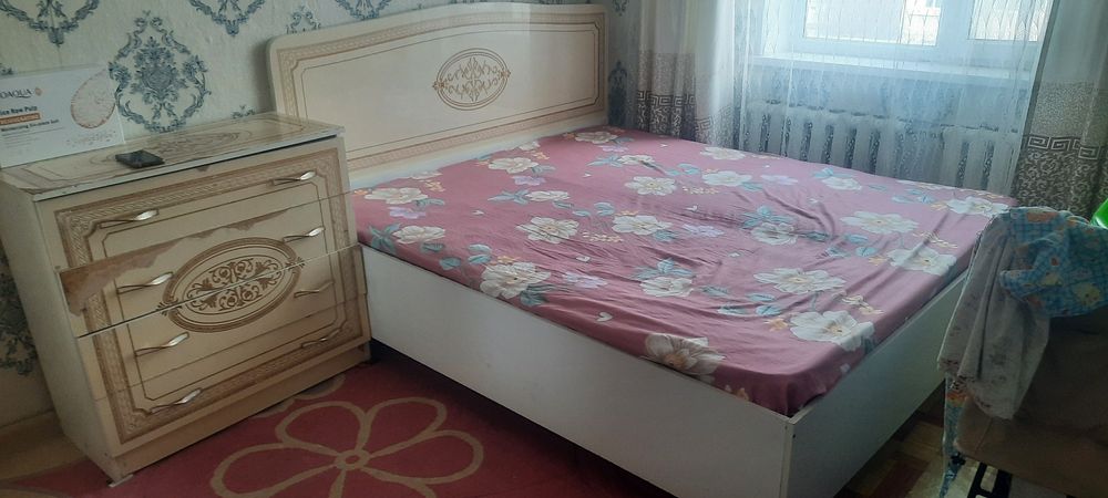 Спальный гарнитур в отличном состоянии.