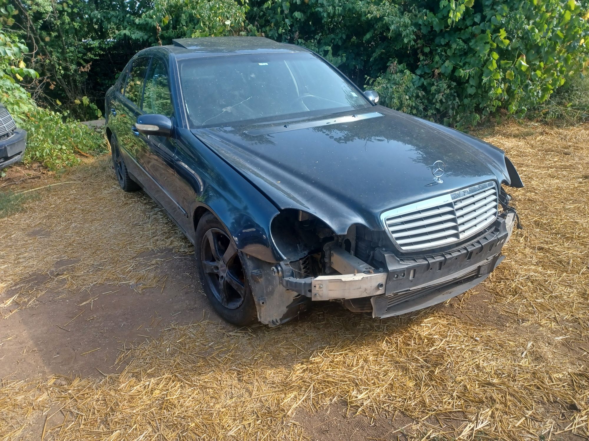 Мерцедес w211 2.7цди на части/Mercedes w211 2.7cdi na chasti