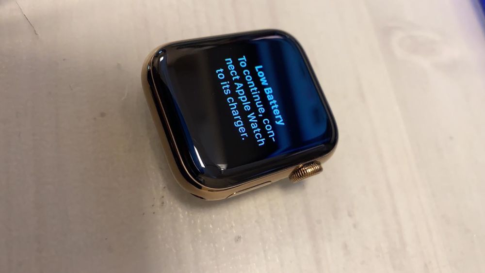 Reparatii/service apple watch-uri/smartwatch-uri :display, acumulator