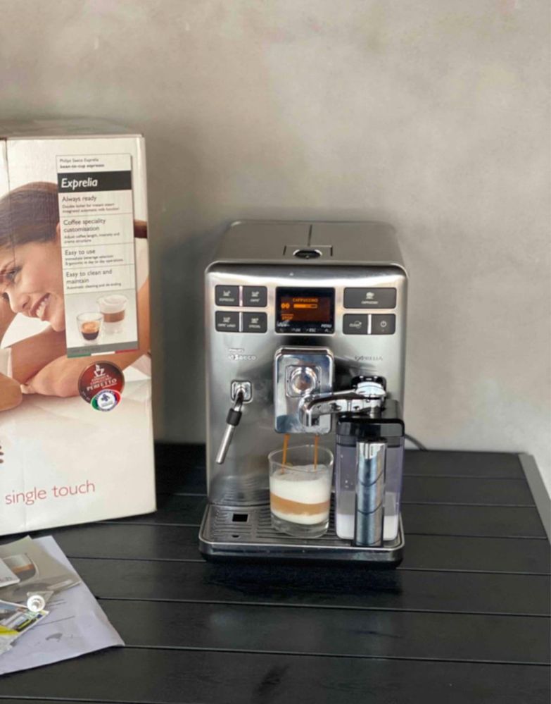 Expresor/Espressor Aparat cafea Saeco Exprelia  (garantie)