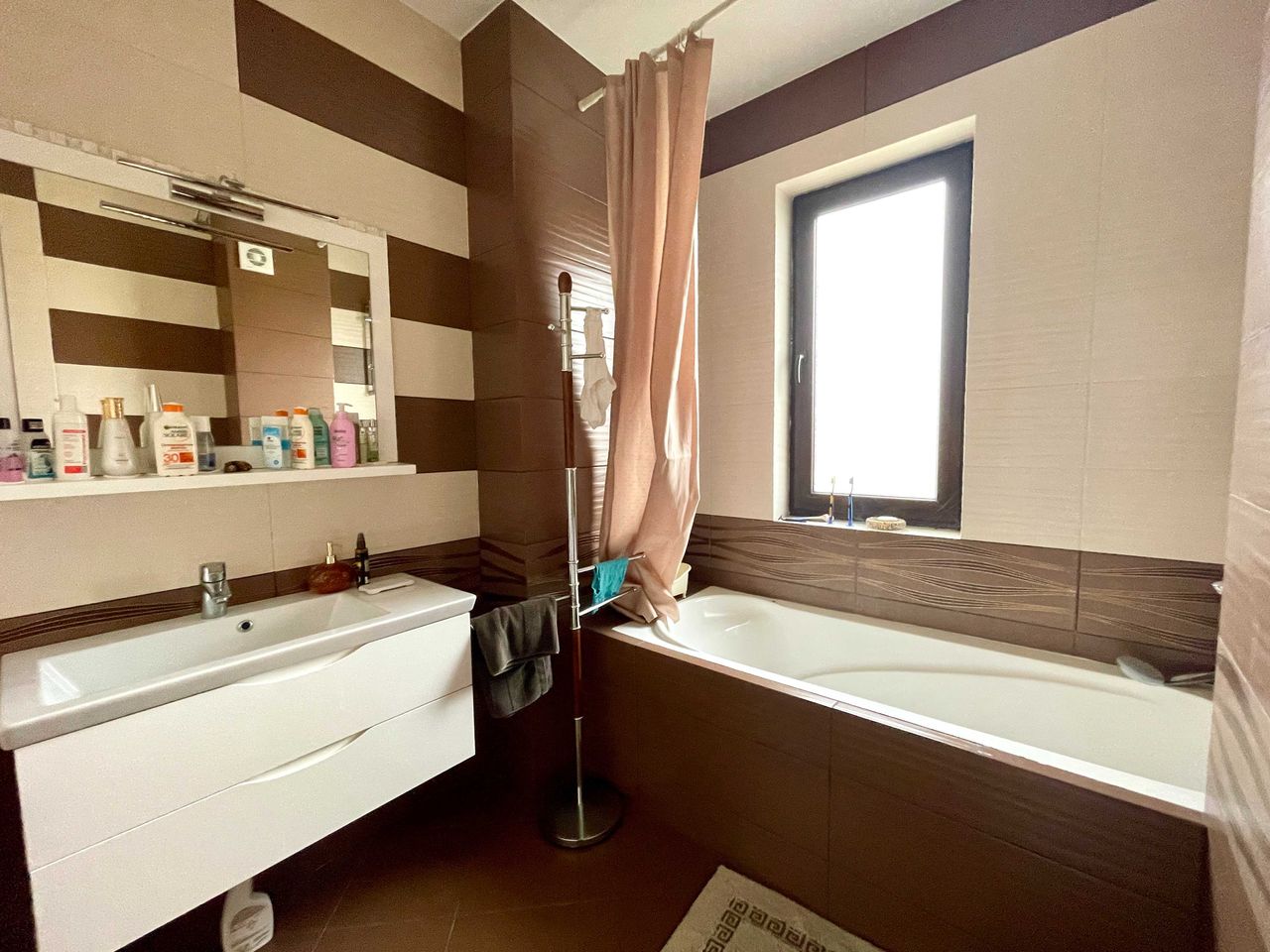 Продава се Къща в Поморие - 228 кв.м за 1575 €/кв.м - Снимка #12