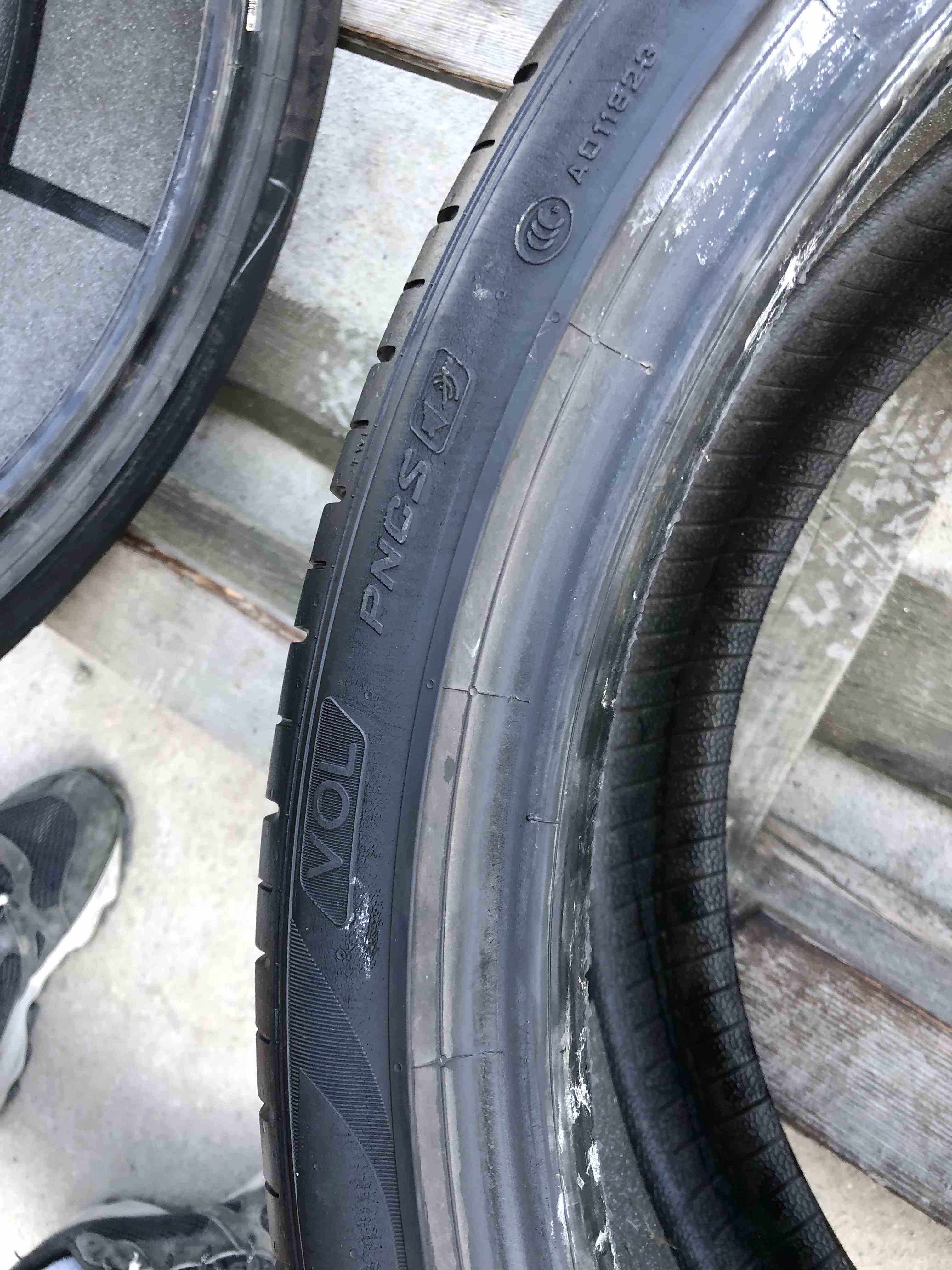 SET 2 Anvelope Vara 265/35 R22 PIRELLI P Zero PZ4 102V - PNCS