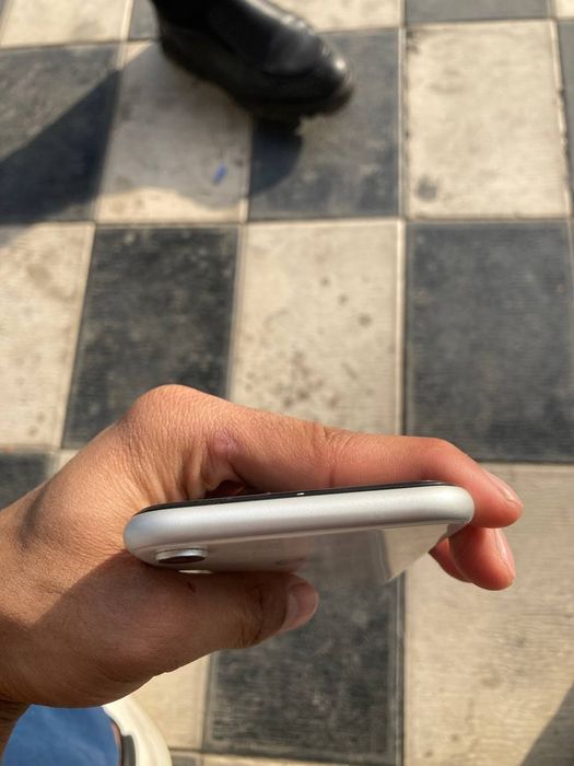Iphone xr hotirasi 64