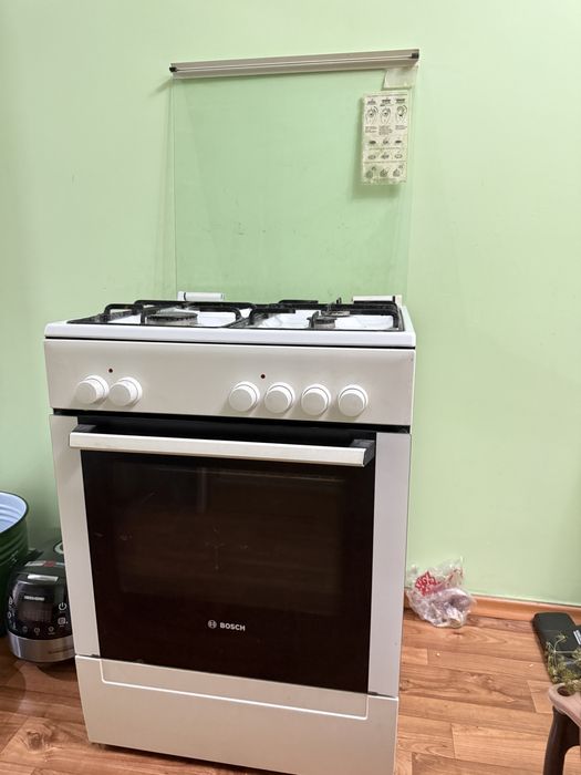 Продам газ плита Bosch, 50000