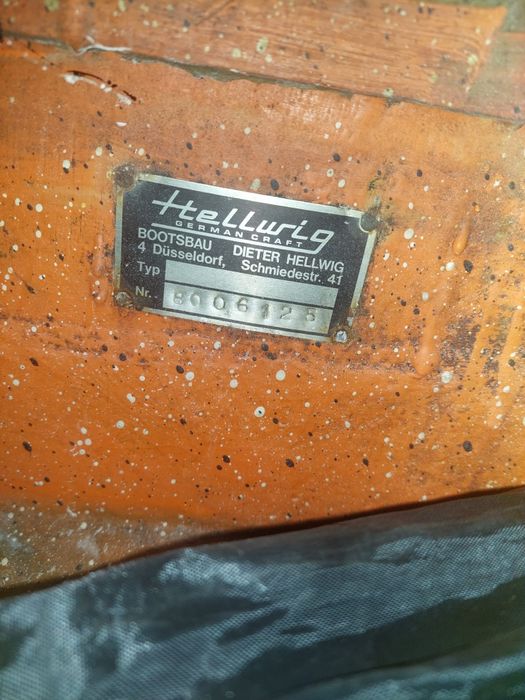 Vând barcă Hellwig//motor Mercury //peridoc 400kg