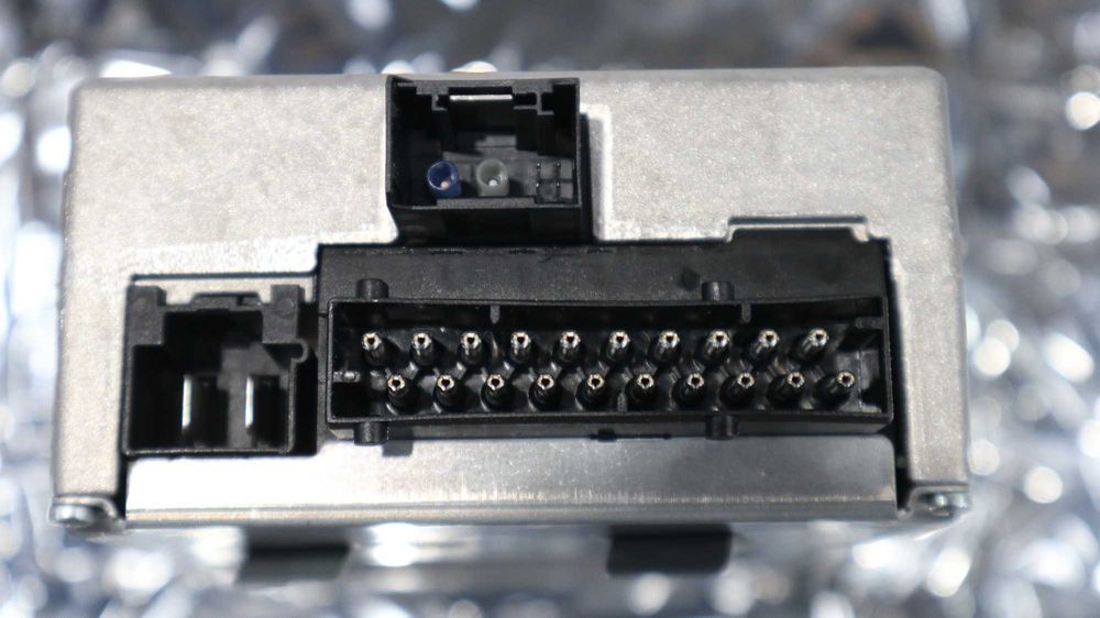 Усилвател БМВ Ф07 Ф10 Ф06 Ф12 Ф13 Ф01 Ф02