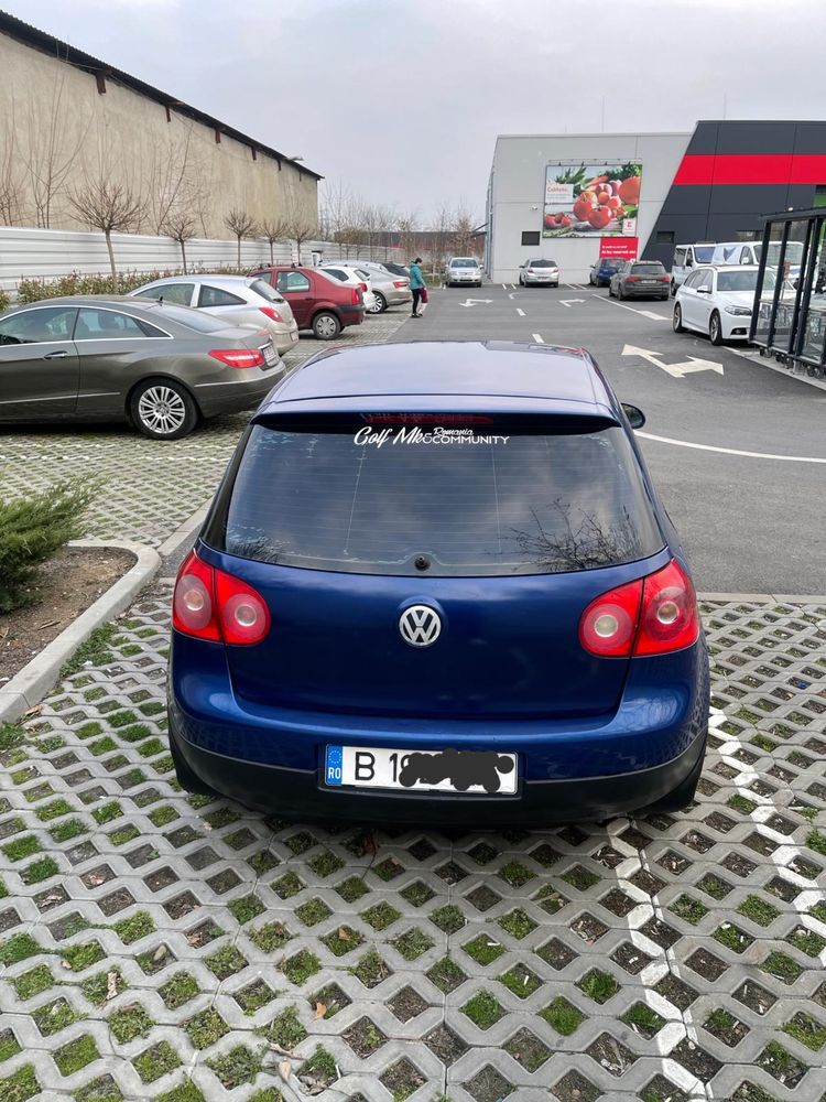 Volkswagen golf 5”