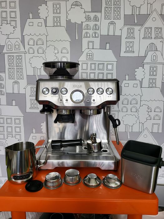Еспресо машина SAGE Barista Express Кафемашина с кафемелачка
