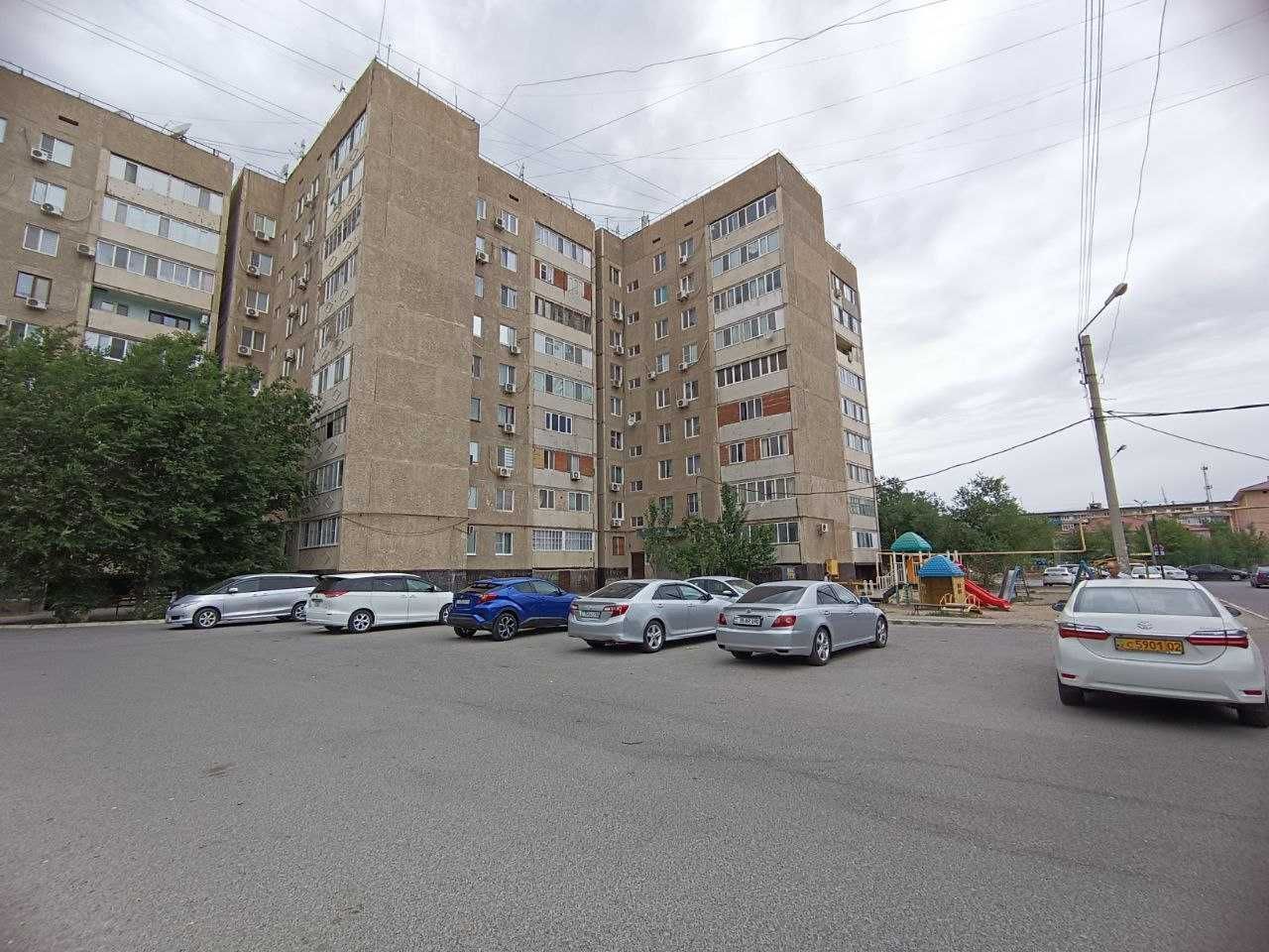 Продаётся 3-х ком. кв г. Атырау ул. Момышулы д.19