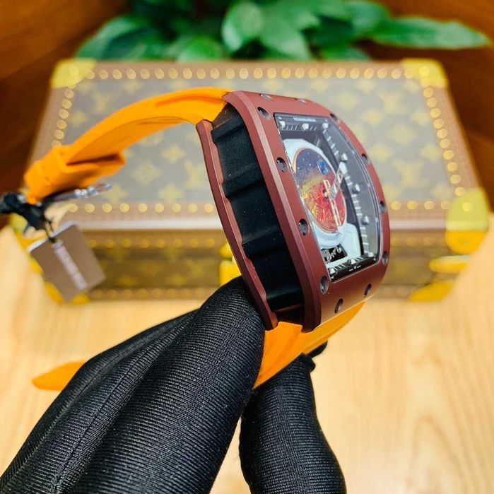 RM52-05 Pharrell Williams с автоматичен механизъм