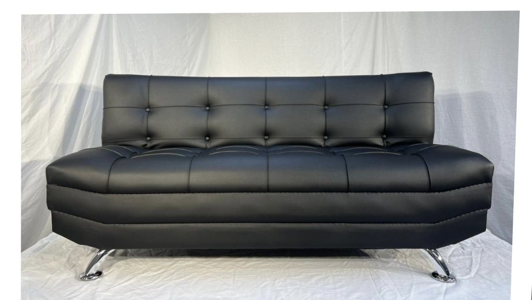 Новый диван, экокожа,  цена  100000 тенге.