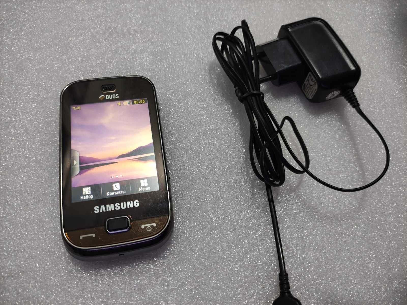Мобильный сенсорный телефон Samsung DUOS B5722 (2 sim-карты)