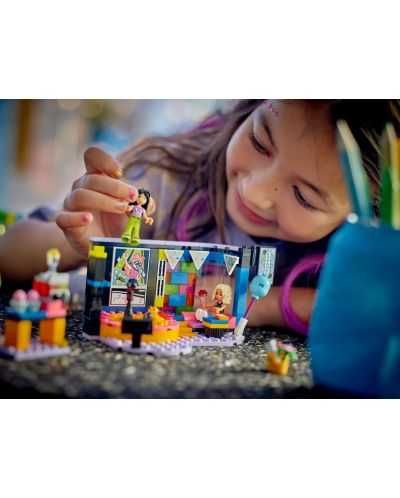 Нови! Конструктор LEGO Friends - Музикално парти с караоке (42610)