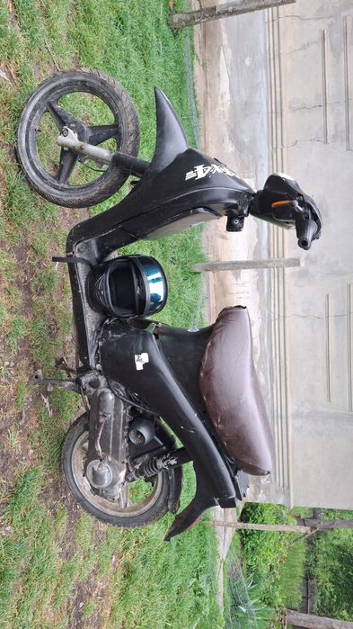 Vând Piaggio Free