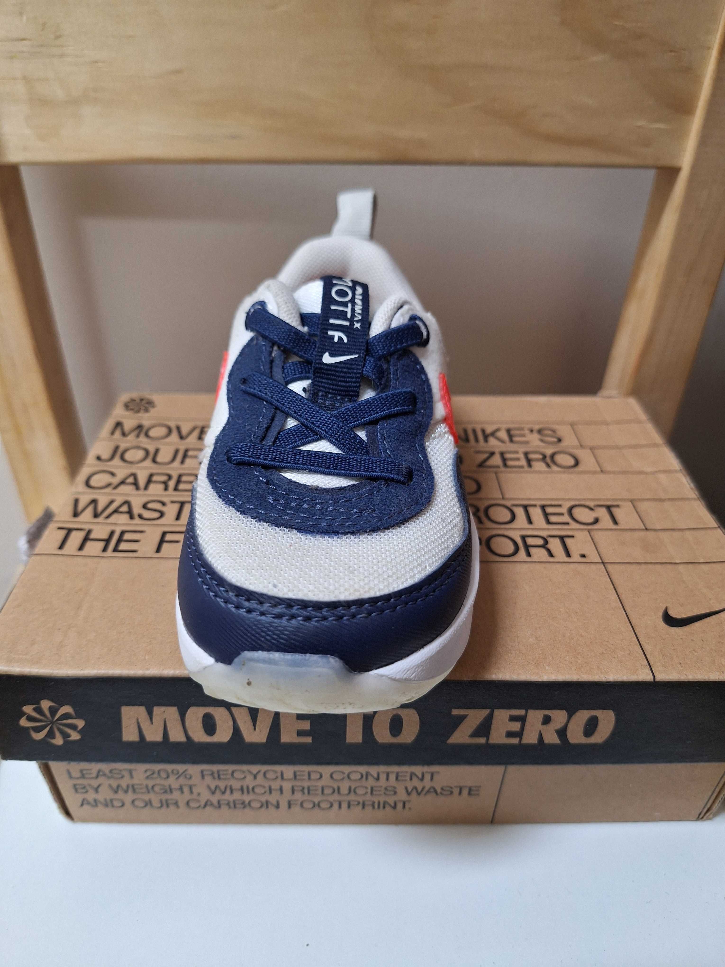 Бебешки маратонки Nike