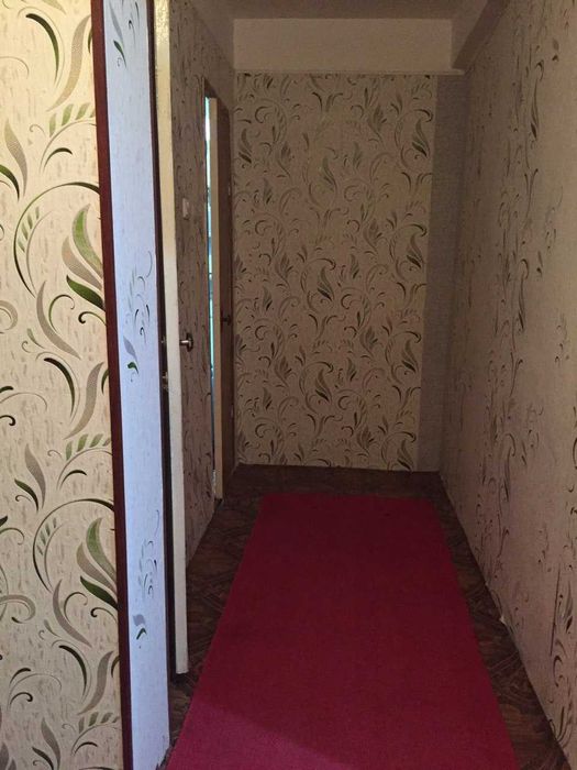 Продаётся в Ташкенте своя однокомнатная переделанная в 2-х. 1/2 /3 /12