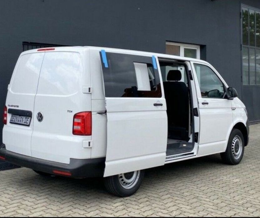 Специално отварящо се стъкло за вашите микробуси.