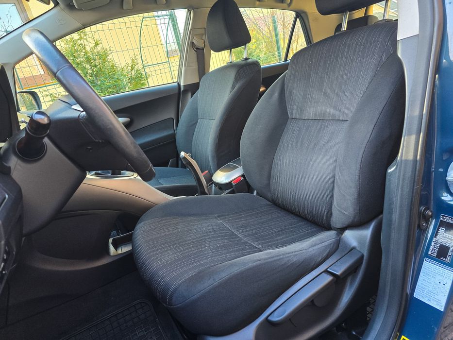 Toyota Auris 2007 diesel 1400cmc ff buna recent adusa